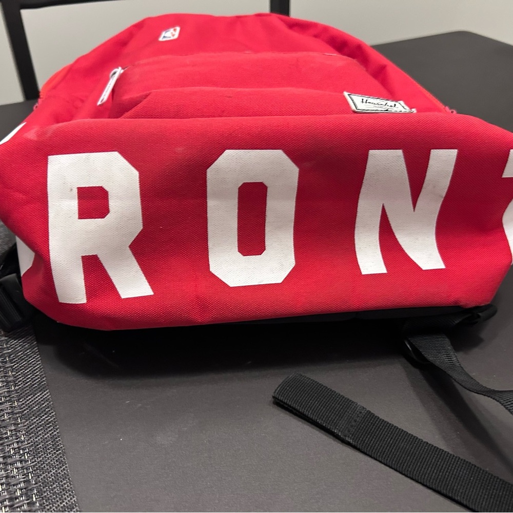 Red Herschel Raptors Backpack - Picture 6 of 8